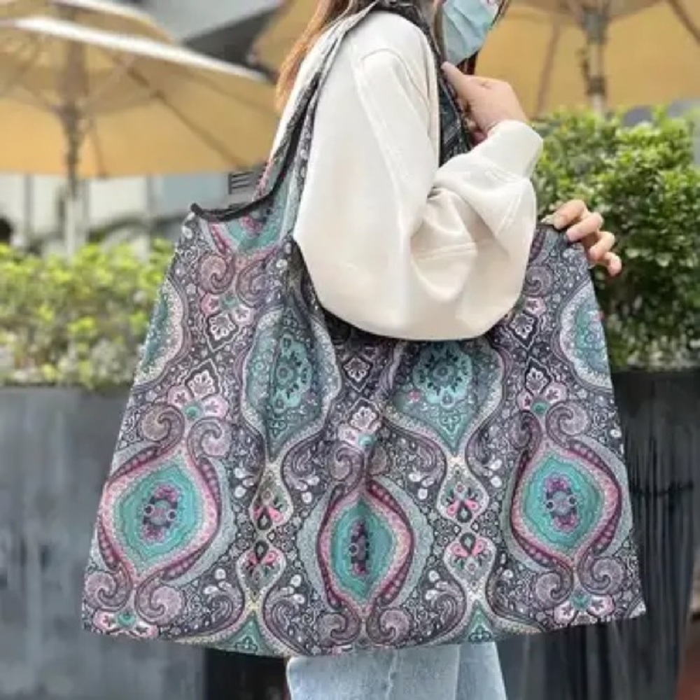 NIP Paisley Printed Large Capacity Tote, Perfect for Travel and Shopping/Bag